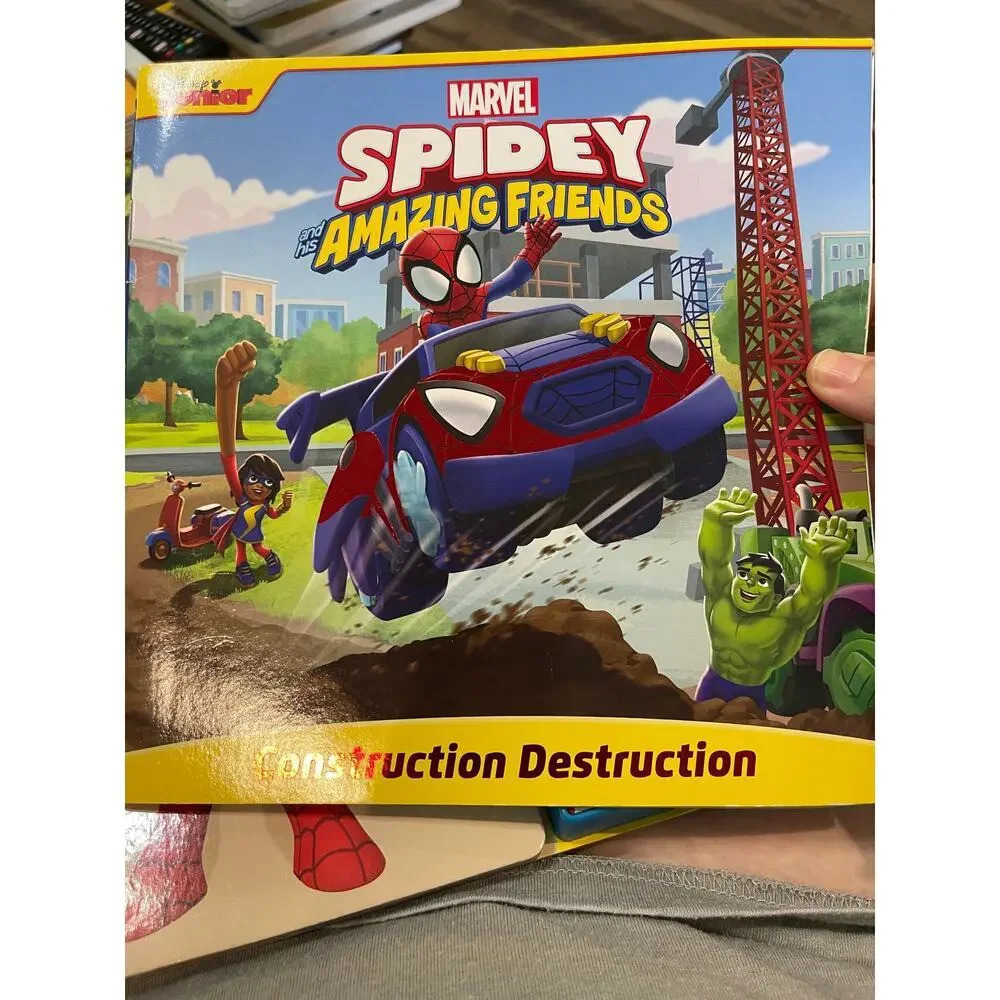 Spidey Book Kid Bundle of 3 Books Electric Paperback Hardback Reading Searching - Picture 2 of 4